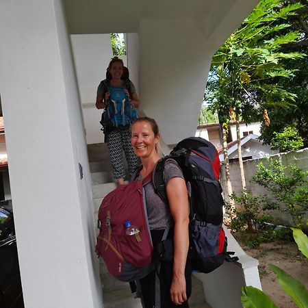 Gloria Inn Negombo Eksteriør bilde